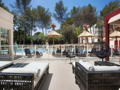 Holiday park Wohnung in Cavalaire-sur-Mer am Strand - Outdoor photo 34