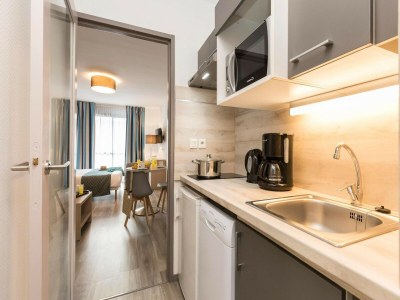 Holiday park Apartment in La Rochelle near the Beach - Features photo 8