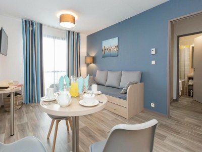 Holiday park Apartment in La Rochelle near the Beach - Features photo 9