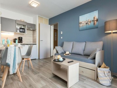 Holiday park Apartment in La Rochelle near the Beach - Features photo 12
