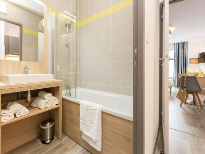 Holiday park Apartment in La Rochelle near the Beach - Features photo 13