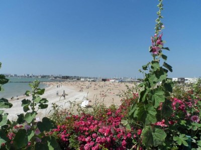 Holiday park Apartment in La Rochelle near the Beach - Environment photo 26
