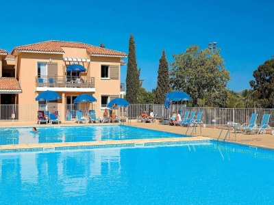 Holiday park Sunny Retreat with Pool in Hyères Region - Holiday park