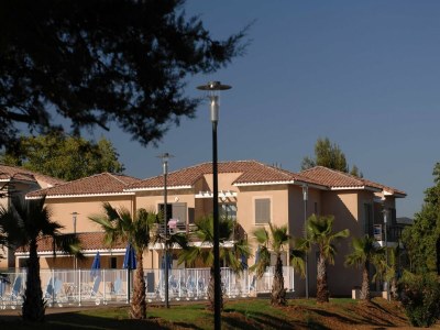 Holiday park Sunny Retreat with Pool - Outdoor photo 2