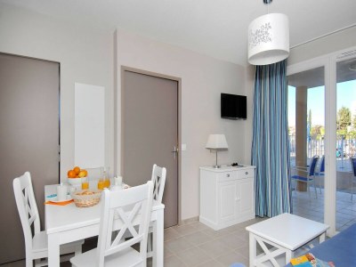 Holiday park Sunny Retreat with Pool - Features photo 17