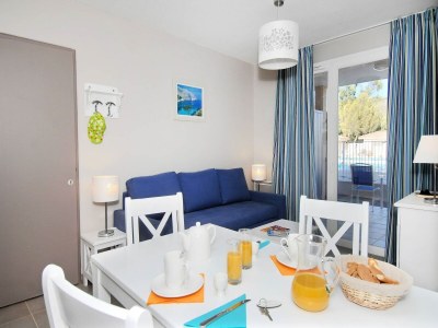 Holiday park Wohnung in Frankreich mit Pool und Kiefern - Features photo 11