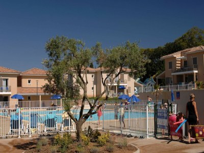 Holiday park Wohnung in Frankreich mit Pool und Kiefern - Outdoor photo 39