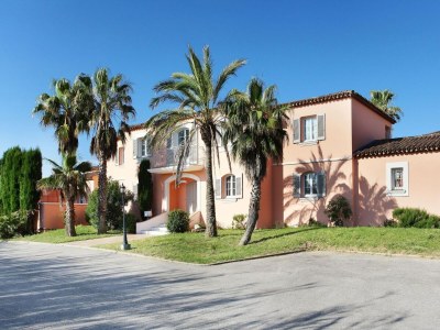 Holiday park Apartment in France with Pool & Quiet Setting in Saint-Tropez - Holiday park