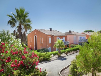 Holiday park Spacious Apt Near the Beach - Outdoor photo 3