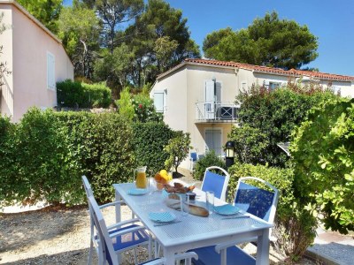 Holiday park Spacious Apt Near the Beach - Outdoor photo 8