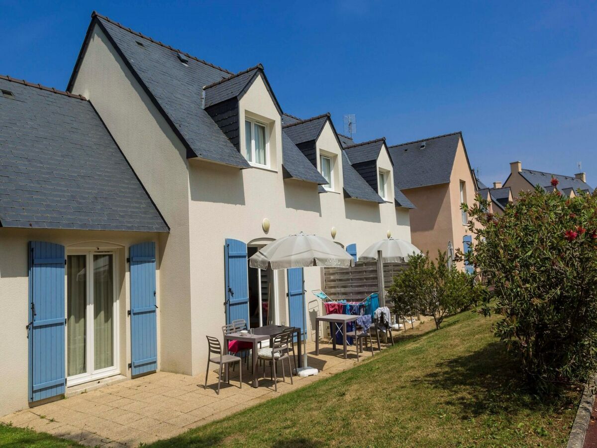 Holiday park Brittany Beach Escape | Garden - Outdoor photo 4