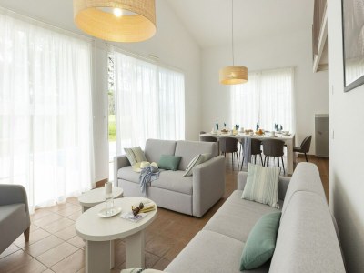 Holiday park Villa in France with Golf Course & Pool - Features photo 10