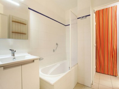 Holiday park Apartment in France amid Pine Trees - Features photo 11