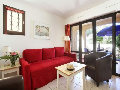 Holiday park Apartment in Saint-Loup amid Pine Trees - Features photo 8