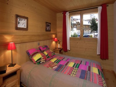 Chalet Chalet in Les 2 Alpes near Ski Piste - Features photo 11