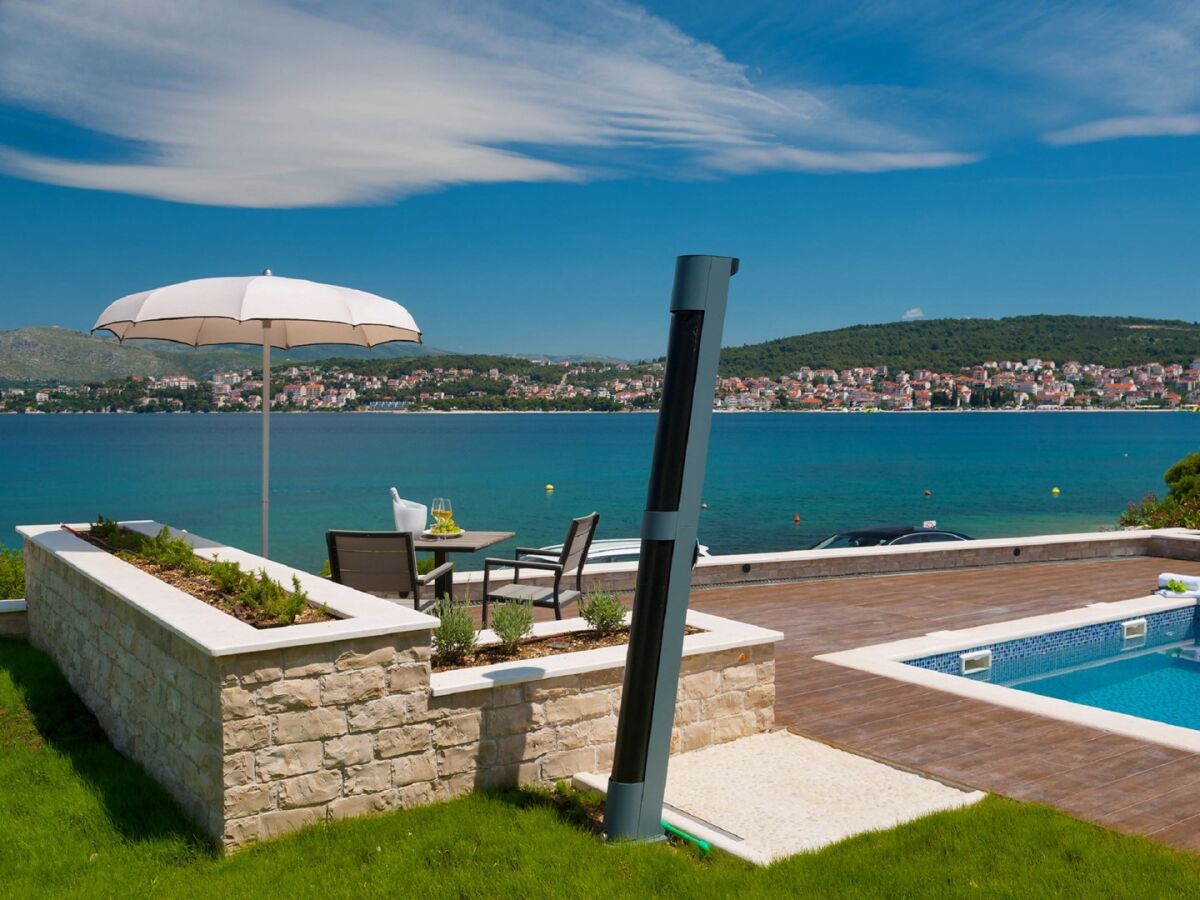 Villa Stunning Villa More on the Island of Čiovo - Outdoor photo 3