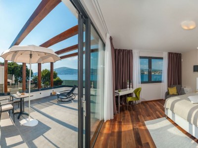 Villa Stunning Villa More on the Island of Čiovo - Outdoor photo 14