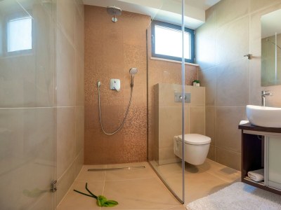 Villa Stunning Villa More on the Island of Čiovo - Features photo 19