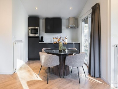 Holiday park Lodge in den Niederlanden mit Terrasse - Features photo 18