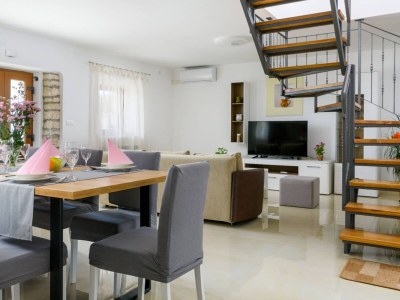 Holiday house Villa Angela - Features photo 17