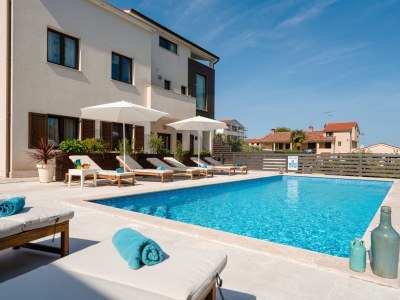 Holiday apartment Residence Mala mit Pool - Outdoor photo 3