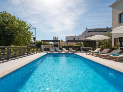 Holiday apartment Residence Mala mit Pool - Outdoor photo 4