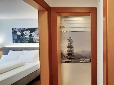 Holiday room Juniorsuite "TYP B"/ Dusche, WC - Features photo 15