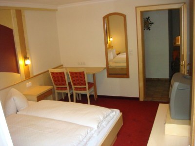 Holiday room Doppelzimmer mit Dusche, WC - Features photo 20