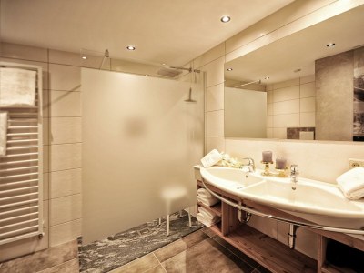 Apartment Ferienwohnung Idalp für 4-6 Pers./3 Schlafz./DU/WC - Features photo 39