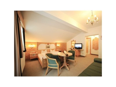 Holiday room Doppelzimmer TYP B "Alpin-Style" mit HP - Features photo 87