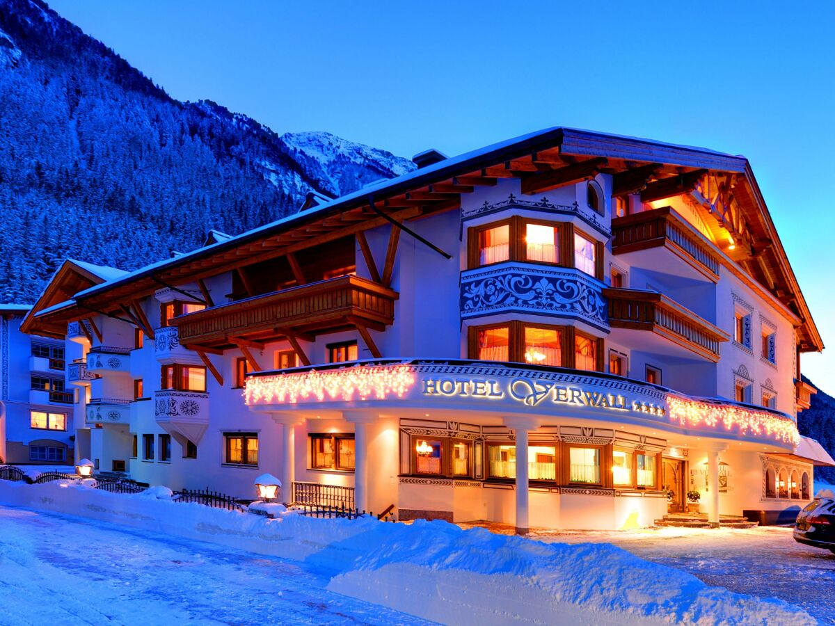 Holiday room Doppelzimmer TYP C "Silvretta" mit HP