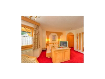 Holiday room Doppelzimmer TYP C "Silvretta" mit HP - Features photo 83