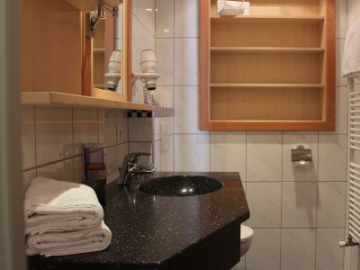 Apartment Appartement/Fewo, Dusche, WC, 4 oder mehr Schlafrä - Features photo 21