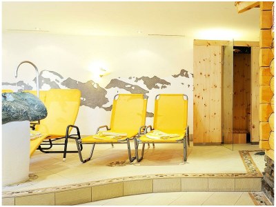 Holiday room "DOPPELZIMMER NR. 9 Souterrain" mit Dusche, WC - Outdoor photo 11