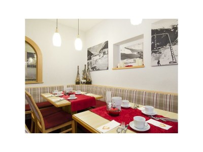 Holiday room Dreibettzimmer im Idhof mit Dusche, WC - Outdoor photo 30