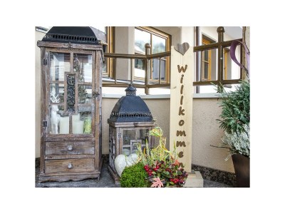 Holiday room Dreibettzimmer im Idhof mit Dusche, WC - Outdoor photo 37