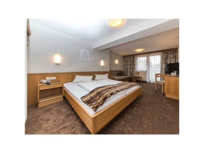 Holiday room Dreibettzimmer im Idhof mit Dusche, WC - Features photo 42