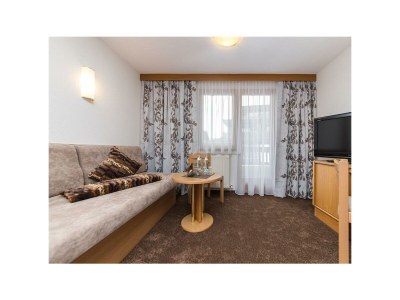 Holiday room Dreibettzimmer im Idhof mit Dusche, WC - Features photo 44