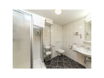 Holiday room Einzelzimmer im Idhof mit Dusche, WC - Features photo 46
