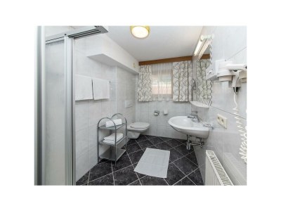 Holiday room Doppelzimmer im Idhof mit Dusche, WC - Features photo 50