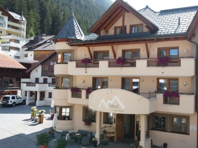 Holiday room Einzelzimmer Spezial mit Dusche, WC in Ischgl - Holiday room