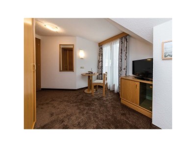 Holiday room Einzelzimmer Spezial mit Dusche, WC - Features photo 46