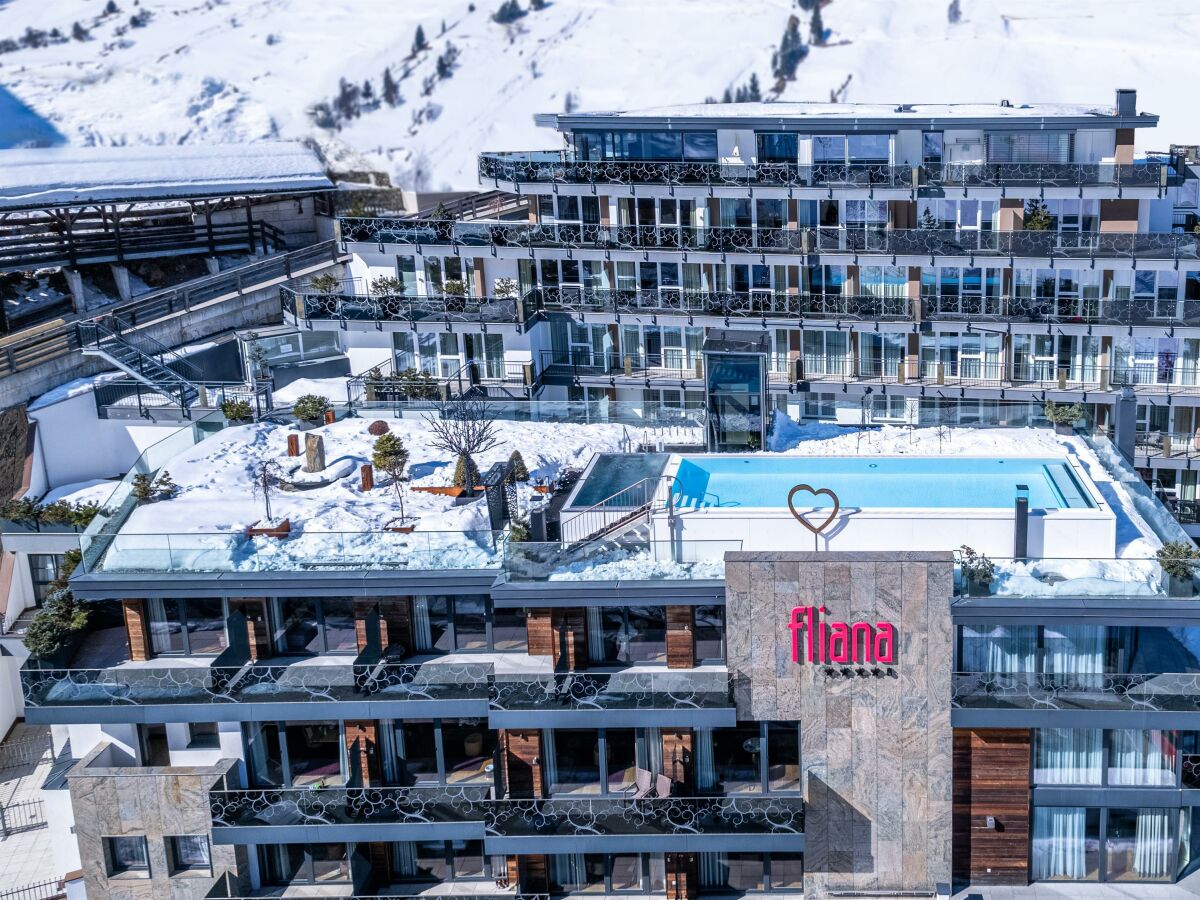 Holiday room SUITE DELUXE - Dusche, Bad, WC - Outdoor photo 4