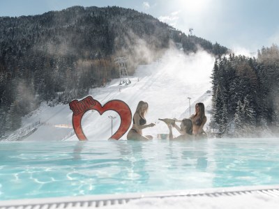 Holiday room SUITE DELUXE - Dusche, Bad, WC - Outdoor photo 2