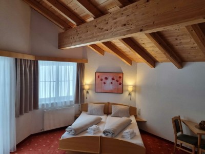 Holiday room Doppelzimmer KURZAUFENTHALT, Dusche, WC - Outdoor photo 7