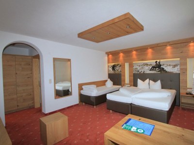 Holiday room Doppelzimmer KURZAUFENTHALT, Dusche, WC - Features photo 22