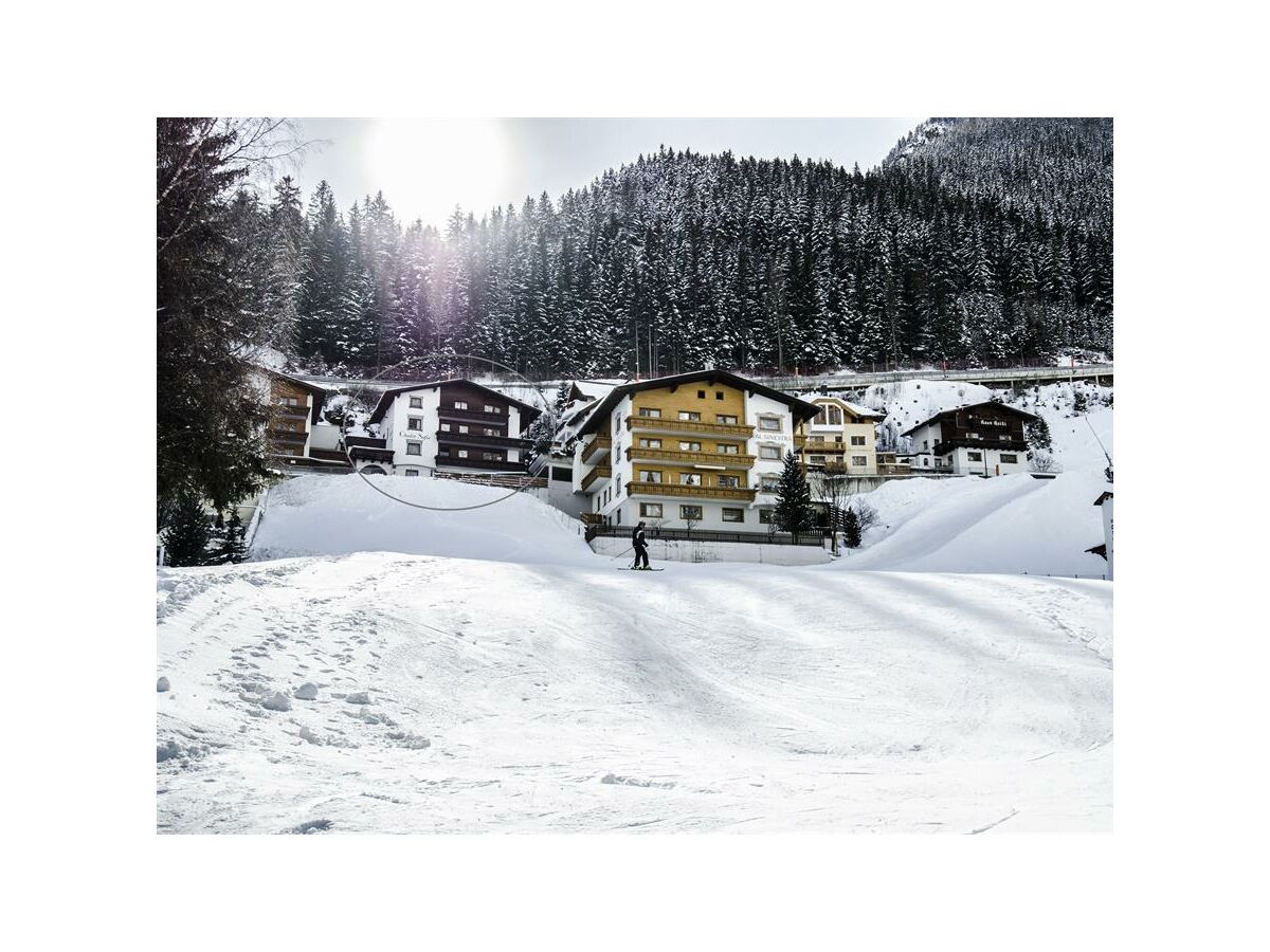 Apartment "TOP 7"/2 Schlafräume/Dusche, WC - Outdoor photo 2