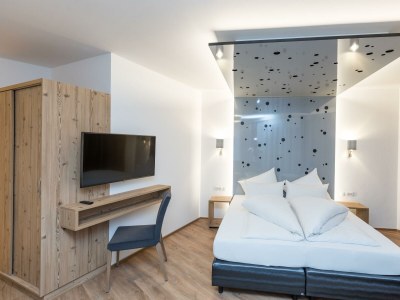 Holiday room Deluxe Lodge Room - Features photo 56