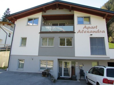 Apartment TOP 2 (4-6 Pers.)/2 Schlafräume/DU,WC in Ischgl - Apartment