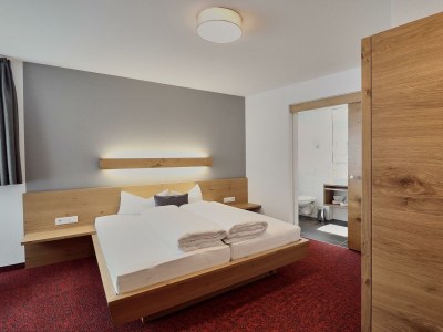 Apartment "TOP 6 oder TOP 9" (3-6 Pers.)/3 Schlafräume - Outdoor photo 2